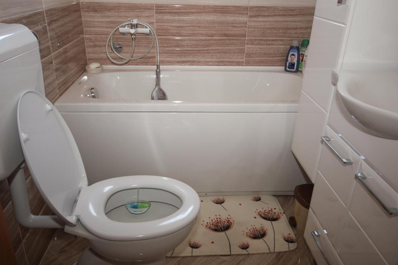 Apartman Lucija & Luka Otočac Eksteriør bilde