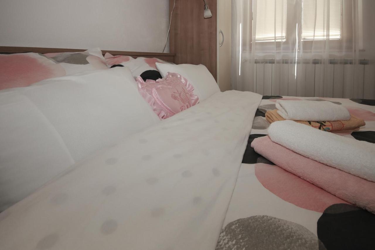 Apartman Lucija & Luka Otočac Eksteriør bilde