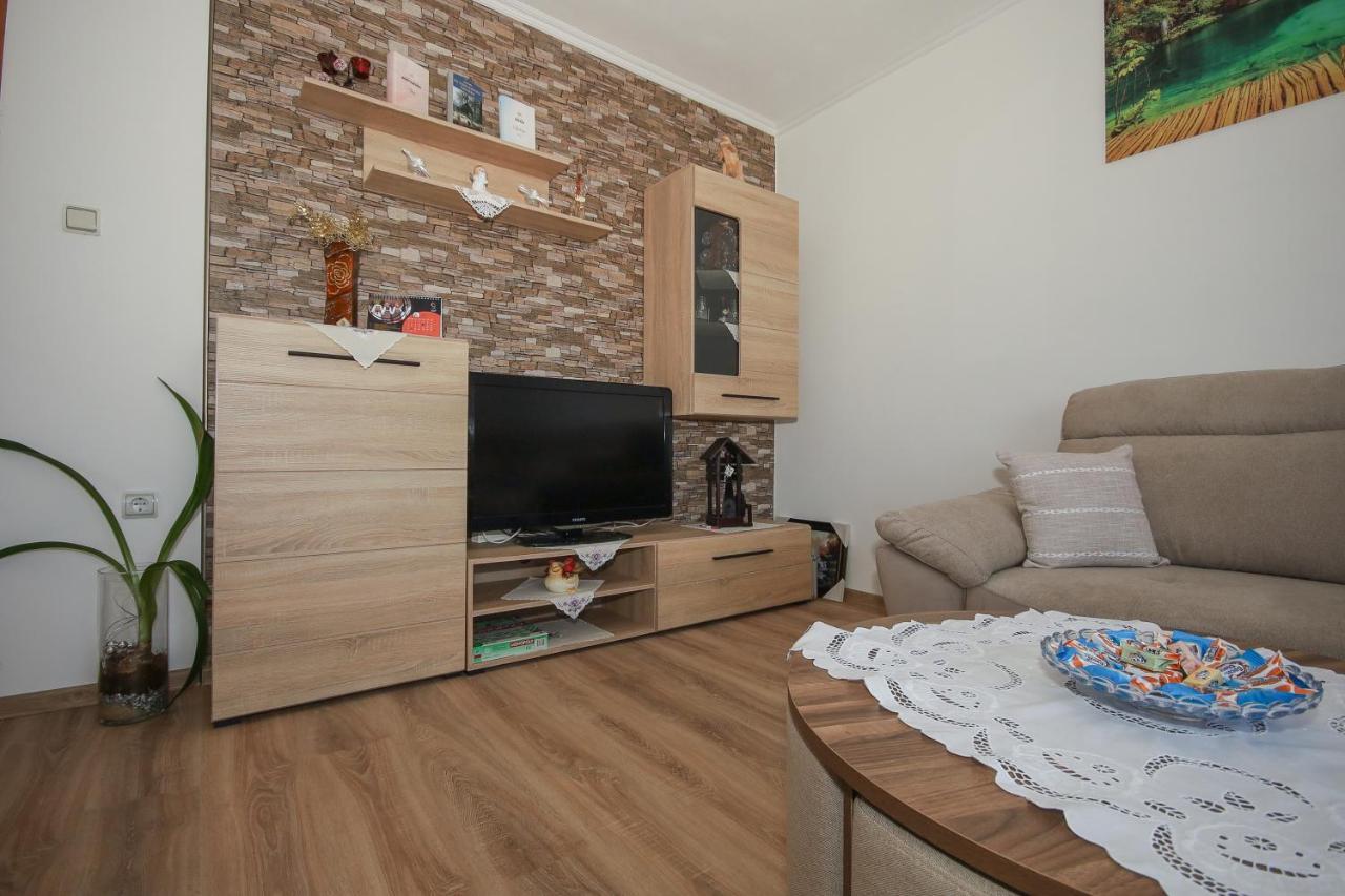 Apartman Lucija & Luka Otočac Eksteriør bilde